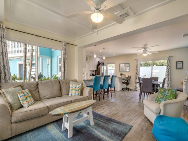Siesta Key Vacation Rental with Walking Distance to Beach and Shared Pool