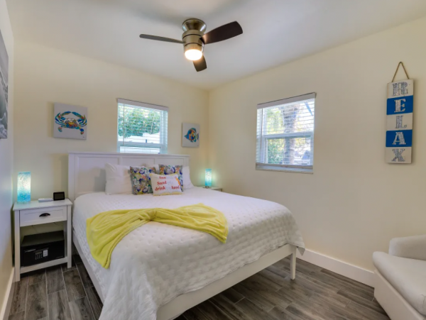 Siesta Key Vacation Rental with Walking Distance to Beach and Shared Pool