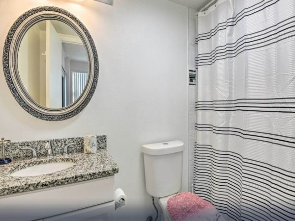 Siesta Key Vacation Condo Three Bedroom Walk to Beach