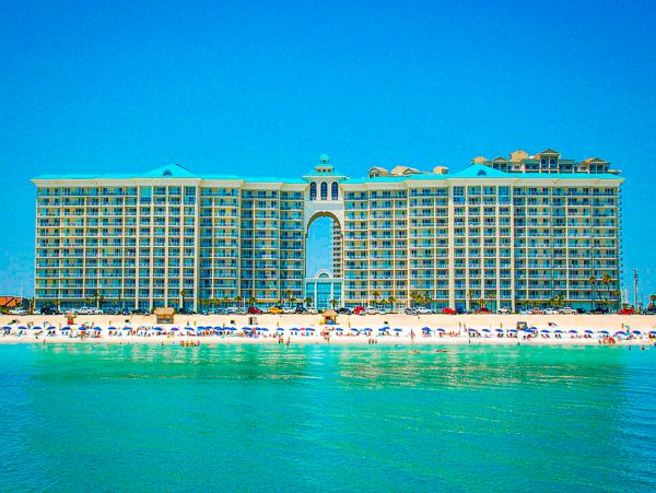 Lovely Gulf Front Vacation Condo with 2 Bedrooms