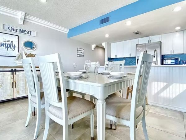 Oceanfront 2 Bedroom Indian Shores Vacation Condo