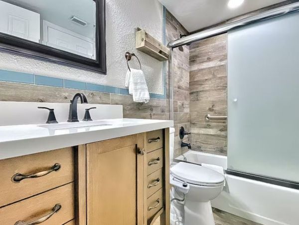 Oceanfront 2 Bedroom Indian Shores Vacation Condo