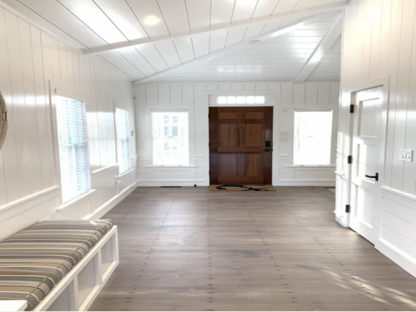 One mile to the Beach Pool Vacation Home in Nantucket