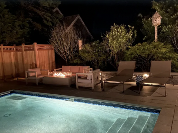 One mile to the Beach Pool Vacation Home in Nantucket