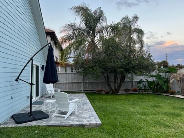 Jacksonville Beach Vacation Home Three Bedroom Walk to Beach