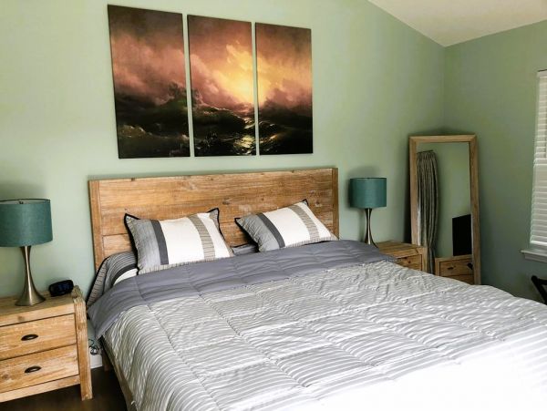 Jacksonville Beach Vacation Home Three Bedroom Walk to Beach