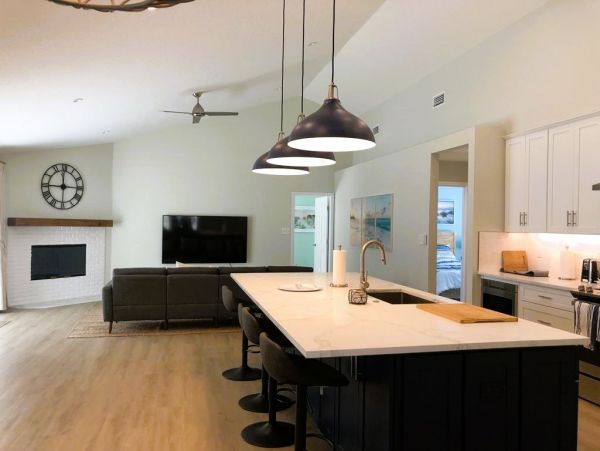 Jacksonville Beach Vacation Home Three Bedroom Walk to Beach