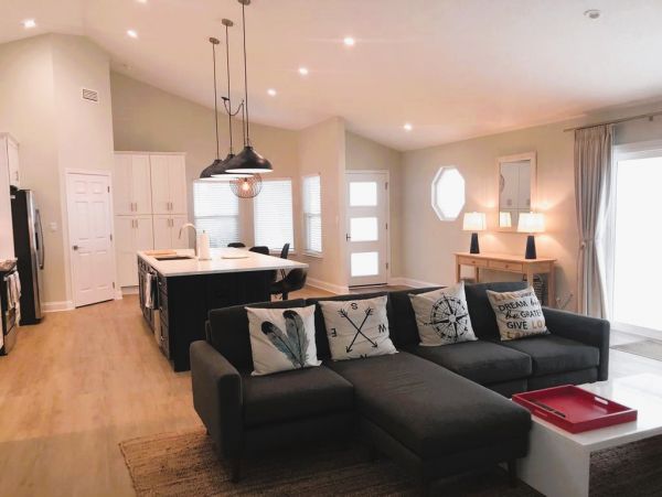 Jacksonville Beach Vacation Home Three Bedroom Walk to Beach