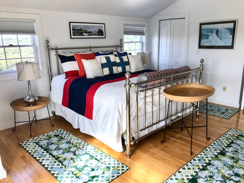 Nantucket Home 1044047