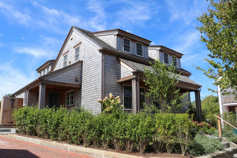 Beautiful Nantucket Vacation Home Five Bedroom