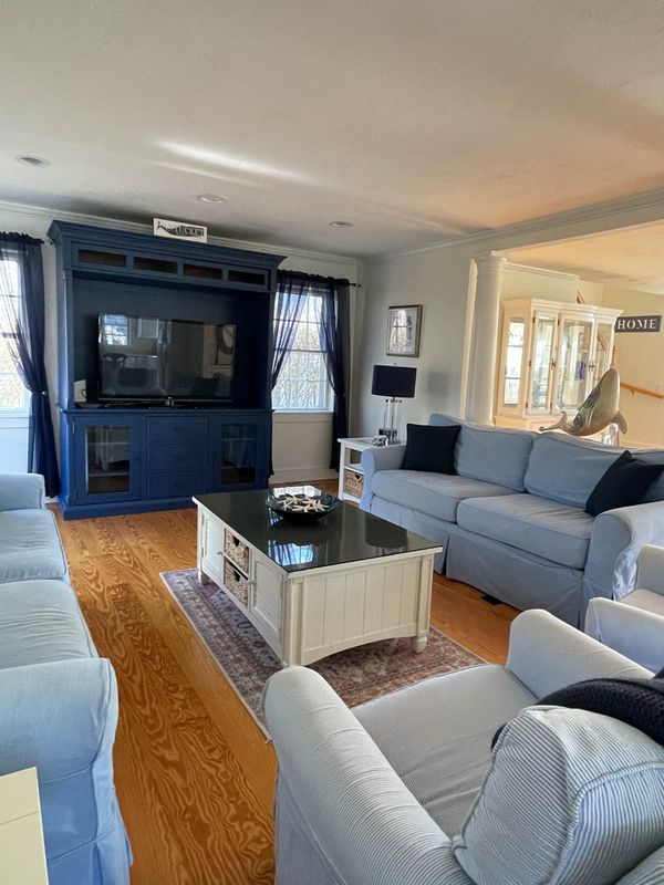 Nantucket Home 1044103