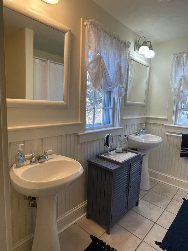 Nantucket Home 1044103