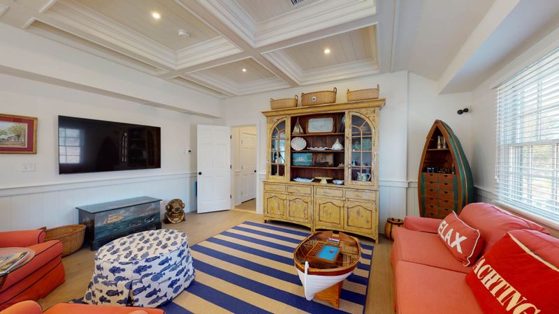 Nantucket Vacation Rental Luxury Close to Cisco & Surfside