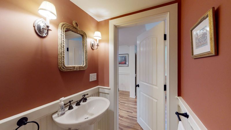 Nantucket Vacation Rental Luxury Close to Cisco & Surfside