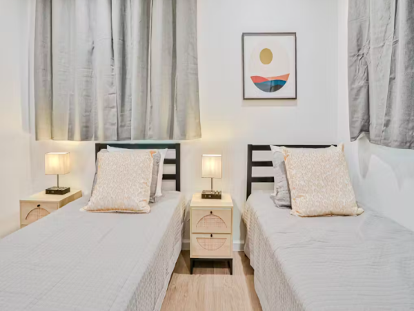 Charming Downtown Bonita Springs Cottage