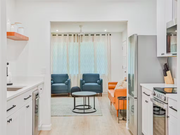 Charming Downtown Bonita Springs Cottage