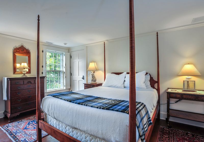 Nantucket Vacation Home Five Bedroom Walk to Beach
