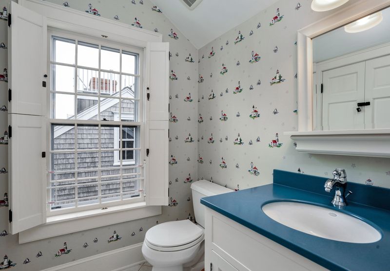 Nantucket Vacation Home Five Bedroom Walk to Beach