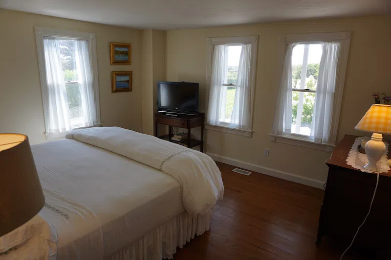 Nantucket Vacation Rental with 5 Bedrooms & Private Pool
