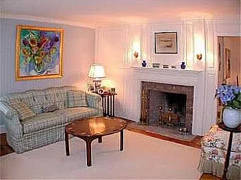Nantucket Home 1044446