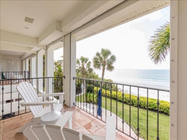 Six Bedroom Vacation Home on the Beach with Pool, Spa & Great Sunset Views
