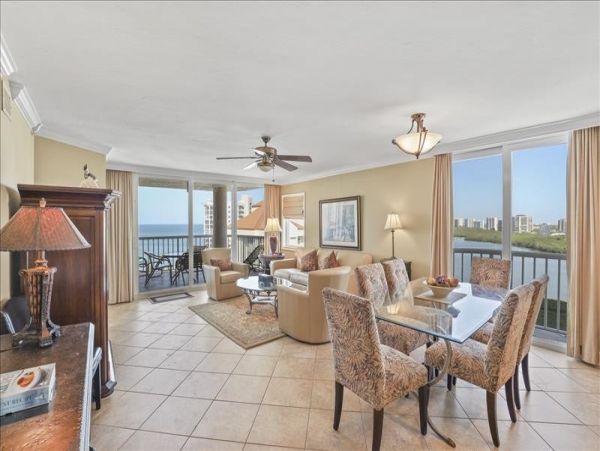 Naples Steps to Beach Vacation Condo Three Bedrooms