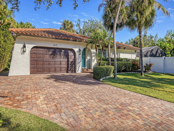 Siesta Key Vacation Rental - Three Bedroom Beach Home with Private Pool