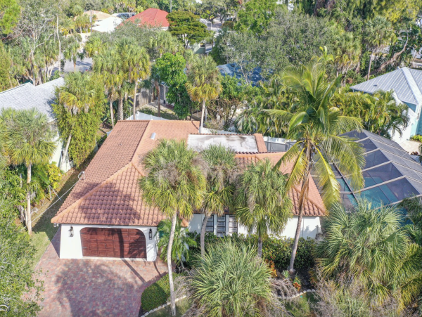 Siesta Key Vacation Rental - Three Bedroom Beach Home with Private Pool