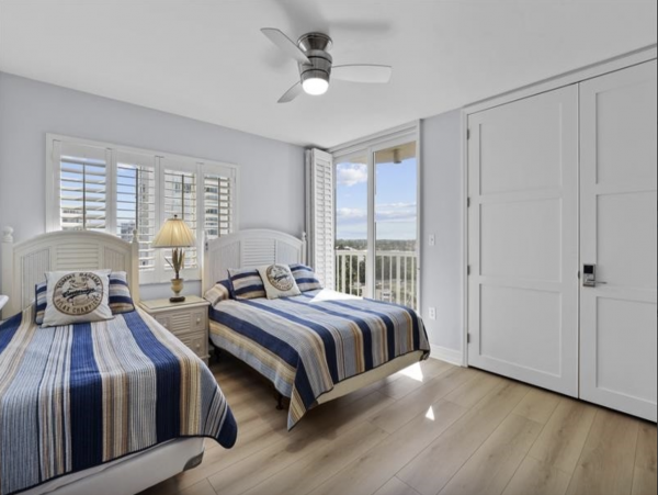 3 Bedroom Naples Vacation Condo with Gulf Views & Close to Beach