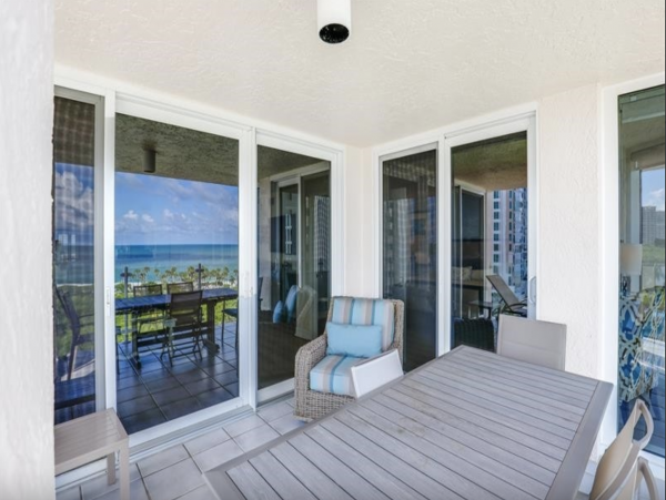 3 Bedroom Naples Vacation Condo with Gulf Views & Close to Beach