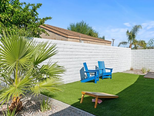 Palm Springs Home 1045114