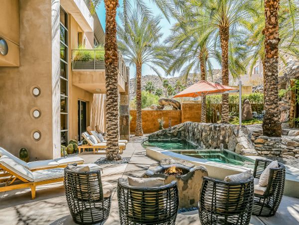 Palm Springs Home 1045116