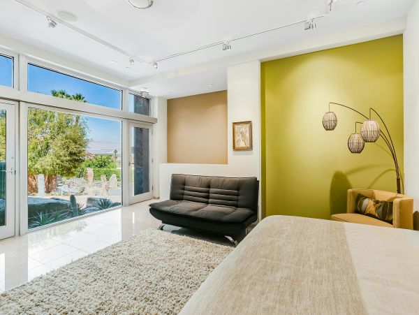 Palm Springs Home 1045116