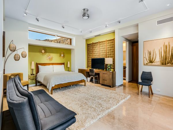 Palm Springs Home 1045116