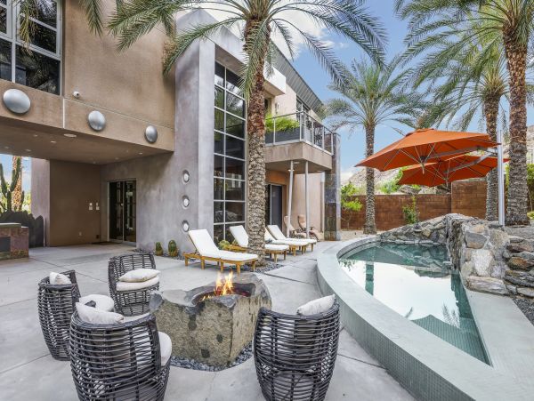 Palm Springs Home 1045116