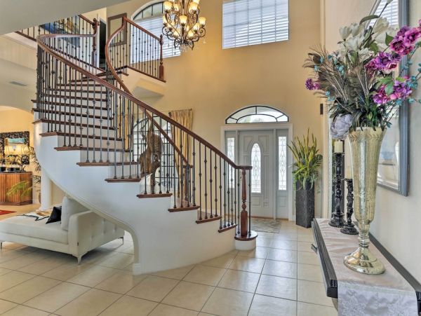 Cape Coral Vacation Home Four Bedroom
