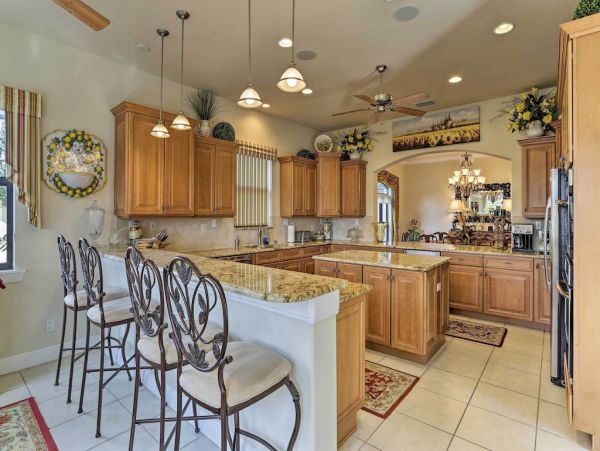 Cape Coral Vacation Home Four Bedroom