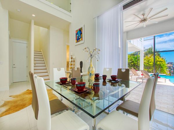 Riverfront Four Bedroom Vacation Home in Cape Coral