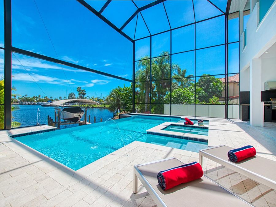 Riverfront Four Bedroom Vacation Home in Cape Coral