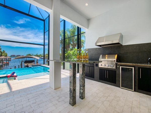 Riverfront Four Bedroom Vacation Home in Cape Coral