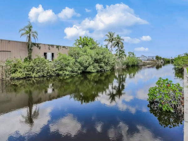 Cape Coral Lovely 3 Bedroom Vacation Home