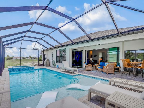 Cape Coral Lovely 3 Bedroom Vacation Home