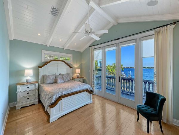 Siesta Key Vacation Rental - Sarasota Bayfront Home with Pool & Hot Tub
