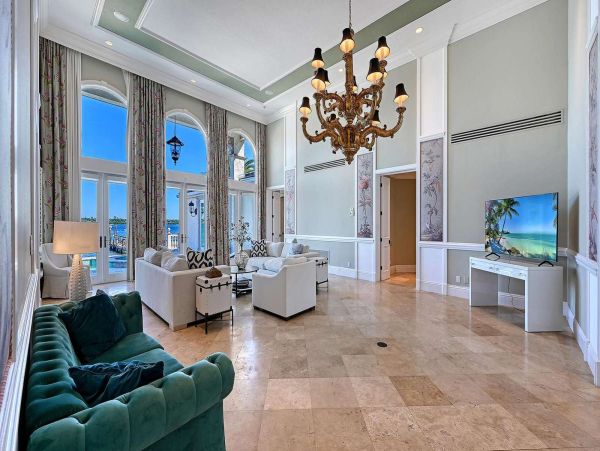 Siesta Key Vacation Rental - Sarasota Bayfront Home with Pool & Hot Tub