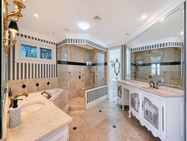 Siesta Key Vacation Rental - Sarasota Bayfront Home with Pool & Hot Tub