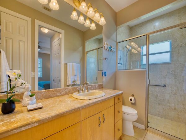 Two Duplex Homes with 5 Bedrooms & Pool