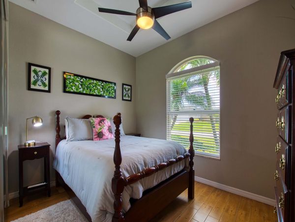 Two Duplex Homes with 5 Bedrooms & Pool