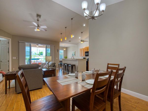 Two Duplex Homes with 5 Bedrooms & Pool