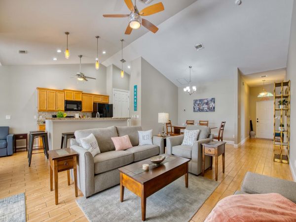 Two Duplex Homes with 5 Bedrooms & Pool