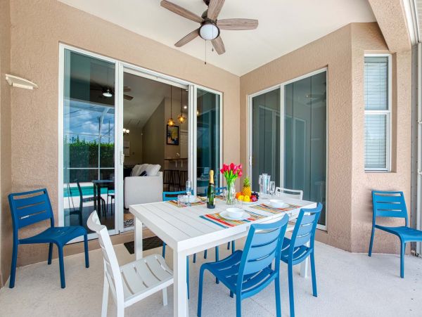 Two Duplex Homes with 5 Bedrooms & Pool